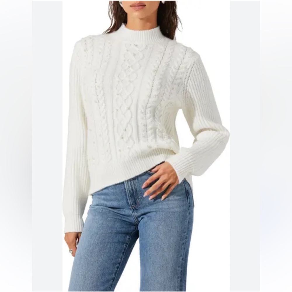 ASTR the Label Faux Pearl Cable Knit Elegant White Cable Knit Sweater Size XL